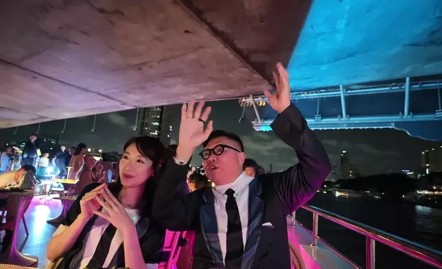 夜船可飽覽河岸景色。