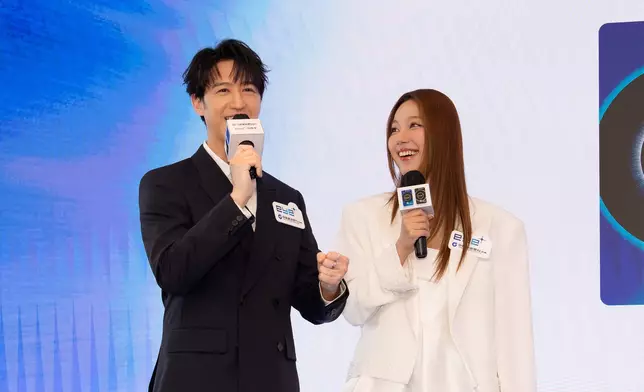 馮允謙、黃淑蔓分享購物賺回贈心得。