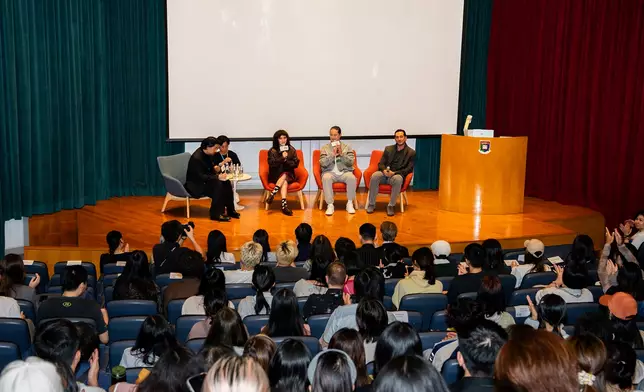 映後分享由電影導演、香港⼤學⽂學院⾼級執業講師周顯揚主持，主演何超、演員Iman及監製陳⼦聰親臨與學⽣交流。