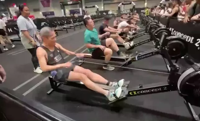 雖然備受腳痛問題長年困擾，但劉院長依然步照跑、仲要參加埋Hyrox。