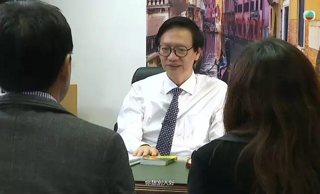 丁醫生認真看待每個病人、願意反思及進步的精神，感動了不少網民。