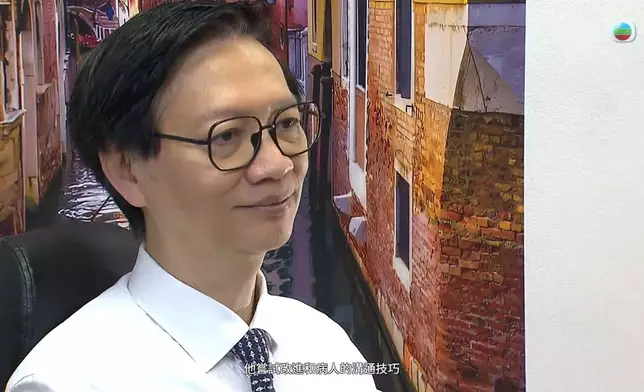 丁醫生認真看待每個病人、願意反思及進步的精神，感動了不少網民。