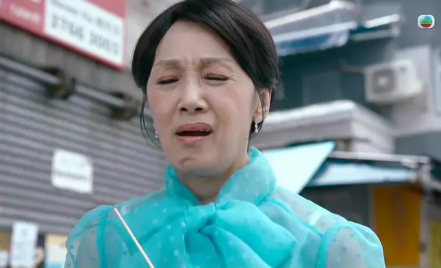 韓馬利食完魚蛋後不適。