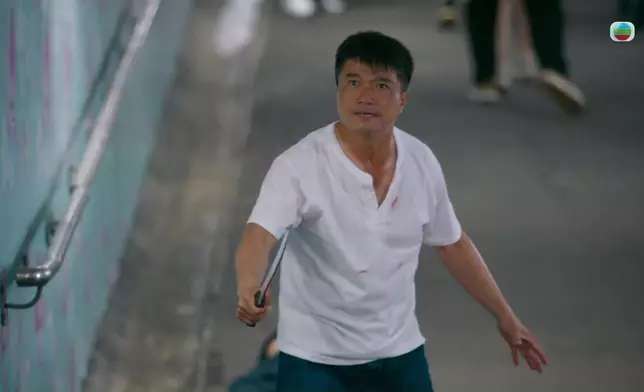 吳若希於今晚一集遇上「隨機斬人」。