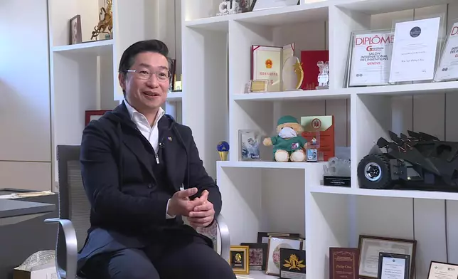 趙偉仁認為醫生陪打爛牌對病人十分重要。