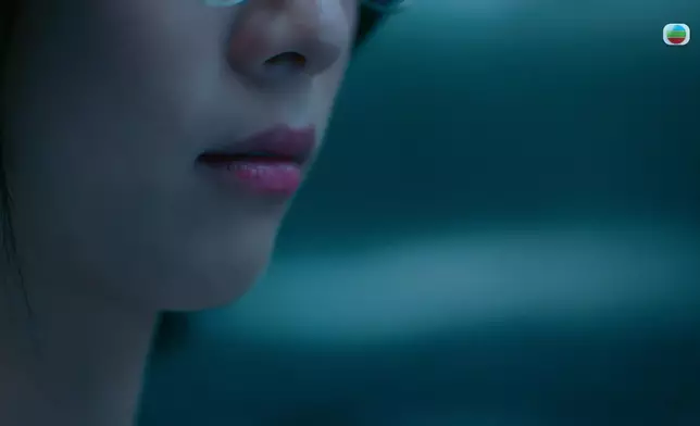 陳曉華嘴唇都有戲。