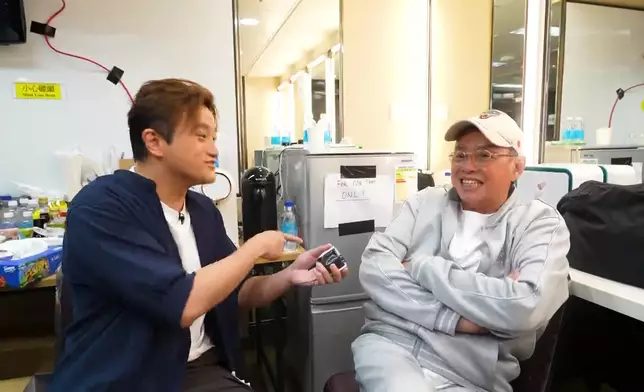 雖然已經綵排好多次，但校長話自己個腦不停要去諗嘢。