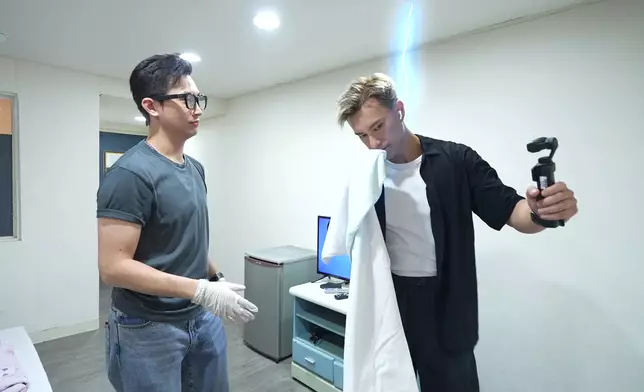 朱仔GM臭到係咁笑，好明顯失咗常。