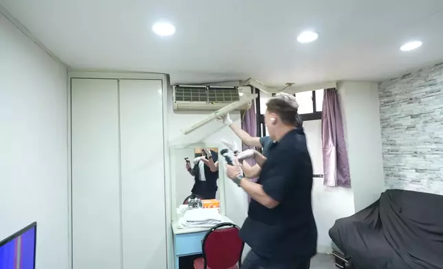 朱仔明顯嚇親。