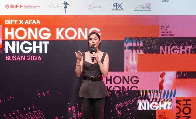 擔任「國際電影創作營」大使兼評審的陳法拉讚賞「Hong Kong Night」交流氣氛極佳。