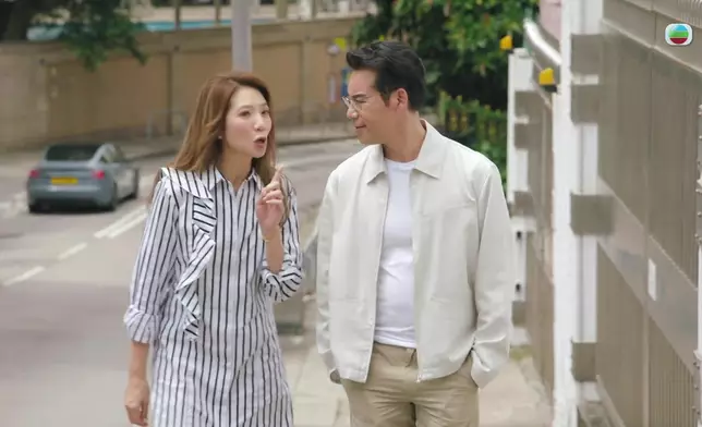 徐榮去攞車期間，疑似狂迷突然出現，嚇到車婉婉走夾唔抖。