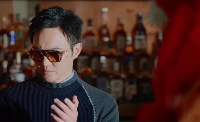 張智霖戴超真係型到哩。