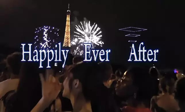 BIG Naughty與相識多年的青梅竹馬女友結婚。影片截圖