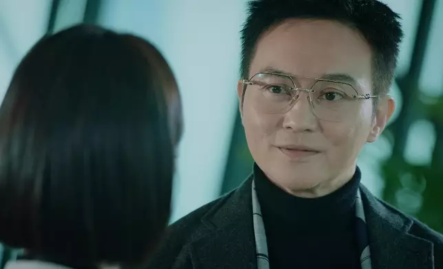 高Ling單憑微表情同眼神，就要表達咁複雜嘅內心情緒，仲要符合女主角Alice嘅內斂人設，一啲都唔容易。