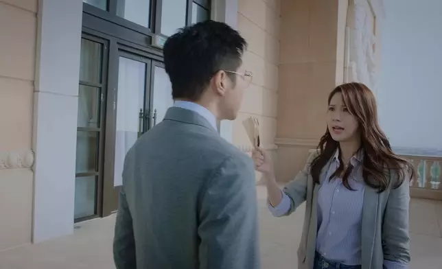 第一場喊戲，陳曉華啲眼淚啷吓啷吓咁，好動人。
