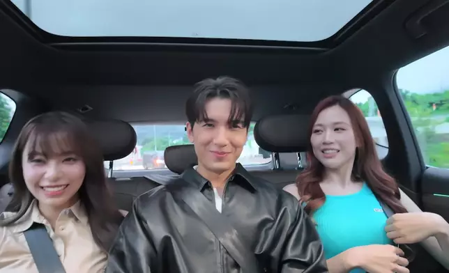 係咪好想知佢哋喺車上面發生？