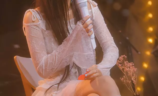 劉芯妤透露明年專輯將參與多首歌詞曲創作，盼呈現更真實的自己。