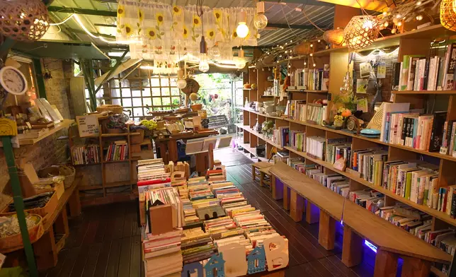 書屋環境好靚。