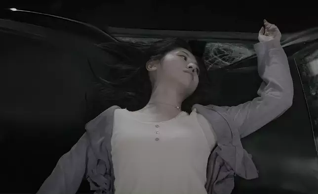呢幕戲成為經典，留意番高海寧嗰種極度內疚表情勁精彩。