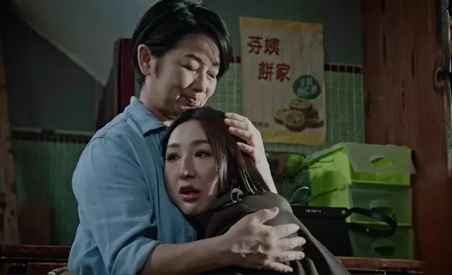 高Ling啲眼淚積到咁先至慢慢再滴出嚟，真係少啲功力都唔掂。