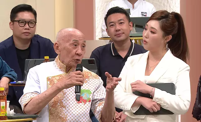 李家鼎有嗰句講嗰句。 