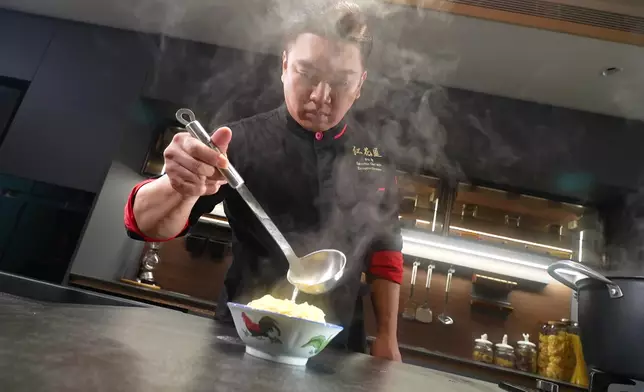 香港廚師隊成員葉世昌，喺節目度親自講解同示範打造好食嘅雲吞麵有邊三大要點。佢嘅雲吞麵，曾經喺「中餐世界錦標賽」入面攞到滿分架。
