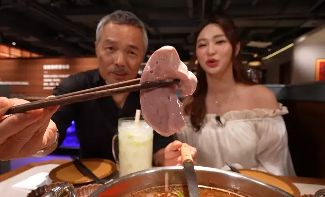 莫師傅推介必點的粉嫩鵝肝。