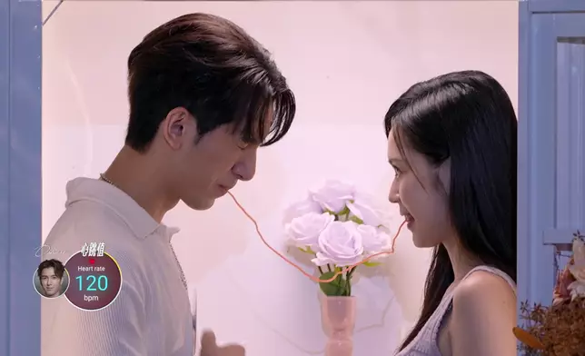 呢個「電話亭」互動，係咪好粉紅先？