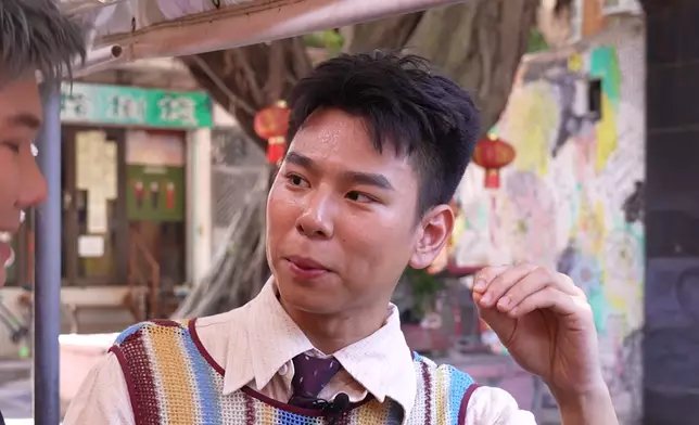 行仔辣到飆汗食然演下去表現專業。