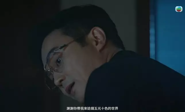 眼神都好正！