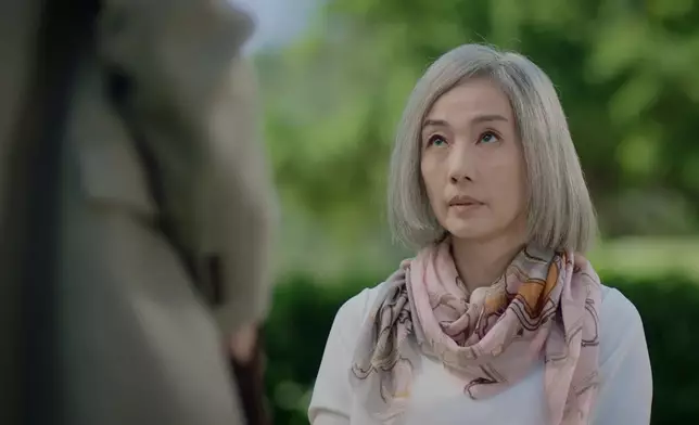 原本江美儀眼神都好有敵意。