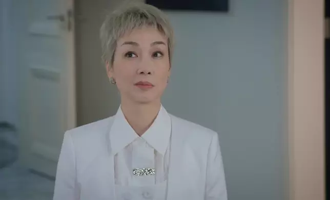 江美儀呢個表情又係好複雜，呢啲係真正嘅有層次演技。