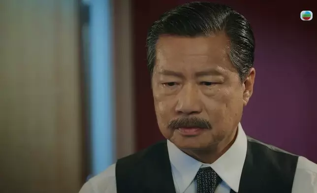 呢個管家厲害之處，仲要不卑不亢。