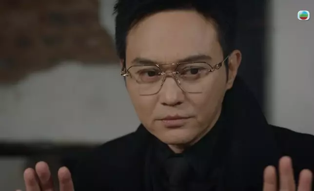 跟住佢嘗試「整理劇情」。