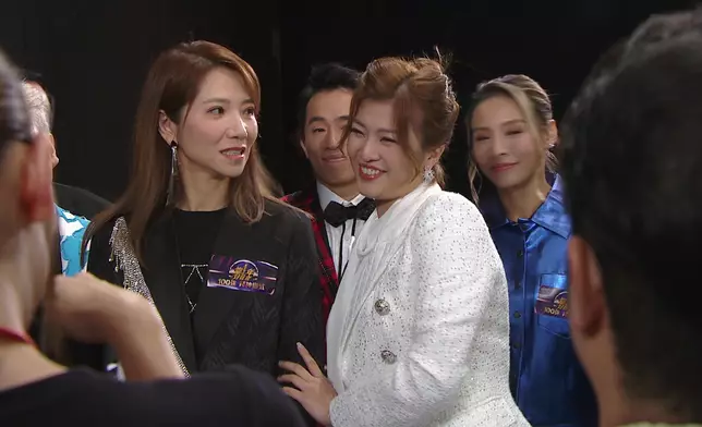 邱芷微與車婉婉扮Friend，但又出陰招令車婉婉出醜。