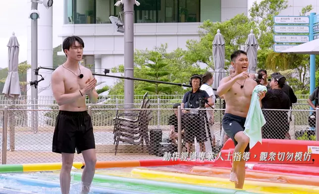 兩大「守護男神」即刻好緊張。