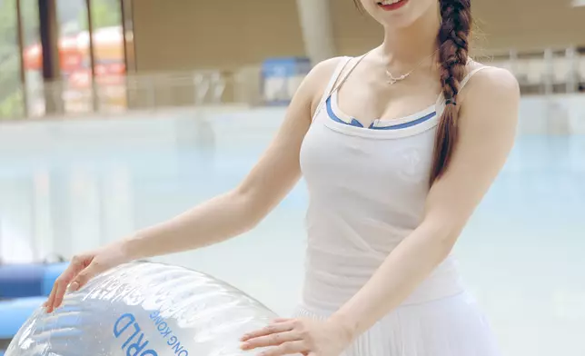 葉蒨文