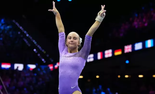 (美聯社圖片/Patrick Post) 美國選手克萊爾皮斯，2026年10月24日周六在荷蘭鹿特丹舉行的世界體操錦標賽單項決賽中，參加跳馬比賽。 AP圖片