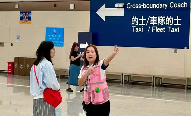 新皇崗口岸啟用，政府產業署提供物管服務並設客服大使。