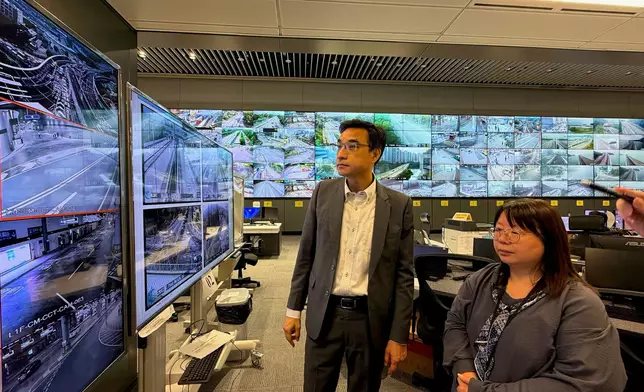 皇崗口岸開通，運輸署緊急事故協調中心提升級別監察交通。