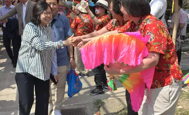 吉澳安龍太平清醮十年一遇 麥美娟出席見證270年傳統薪火相傳