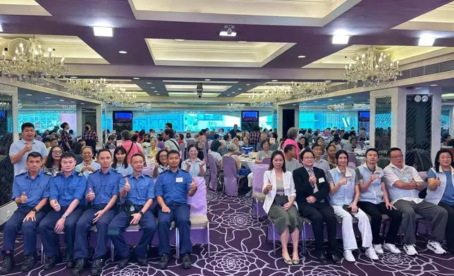 油尖旺辦國慶77周年長者午宴 消防員即場講解家居防火