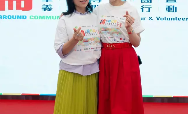 蝦頭楊詩敏聯同瑪姬沙田校園爆笑開講