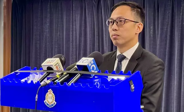 警方拘1女，涉8宗假冒官員騙案