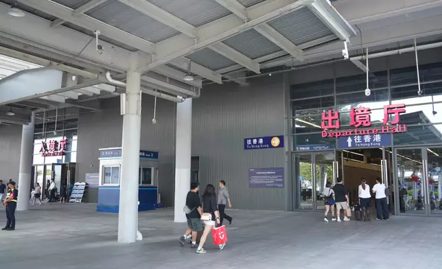 新皇崗口岸。巴士的報記者攝