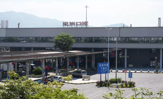 新皇崗口岸。巴士的報記者攝