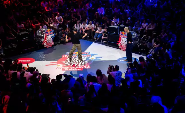 香港代表 Bobby 在 Red Bull Dance Your Style 預賽舞台上對決