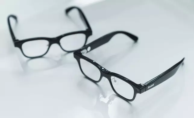 Rokid Glasses AI 智能眼鏡特寫
