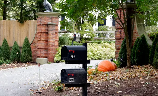 索羅斯住宅門口的郵箱內發現可疑包裹（AP圖片）