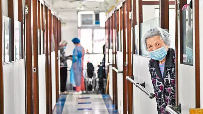 立法會7日三讀通過《2022年院舍法例(雜項修訂)條例草案》,以提高最低人手規定、調高住客的最低人均樓面面積。資料圖片